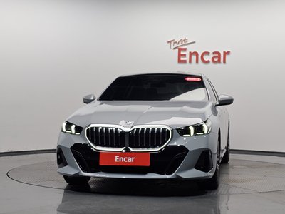 صورة 2 لـ 2024 BMW 5 SERIES