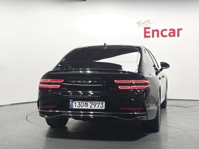 GENESIS G80 (RG3) - 4