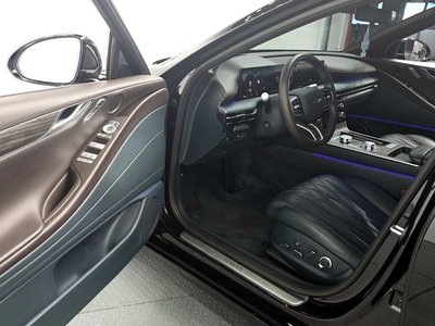 GENESIS G80 (RG3) - 10