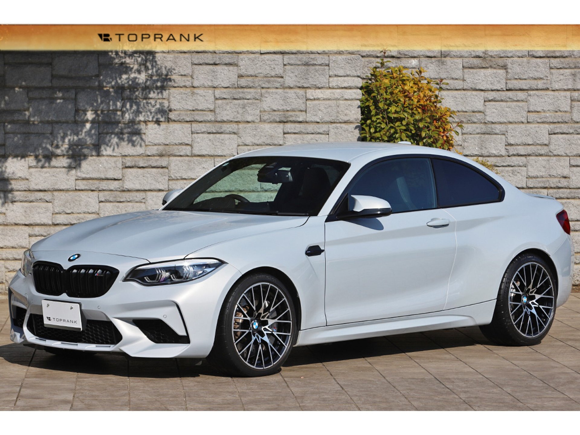 BMW M2 COMPETITION - View 1