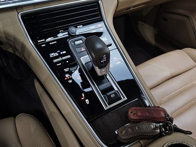 PORSCHE PANAMERA - 9