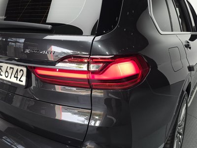 BMW X7 - 10