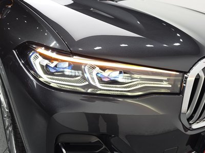 BMW X7 - 9