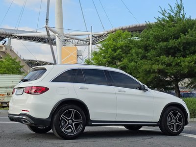 MERCEDES-BENZ GLC - 3