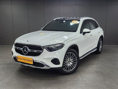 2025 Mercedes-BENZ GLC — фото 1