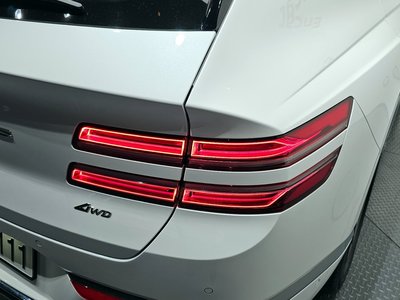 GENESIS GV80 - 10
