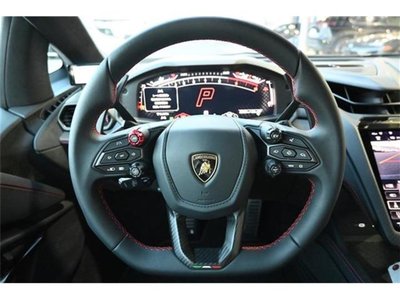 LAMBORGHINI REVUELTO - 6