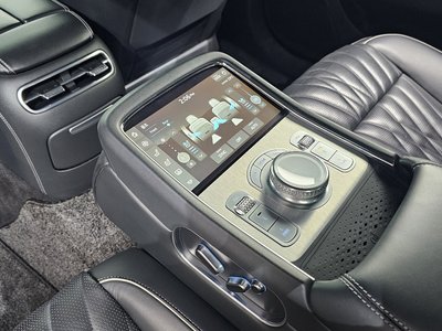 2022 Genesis G90 (RS4) — миниатюра 17