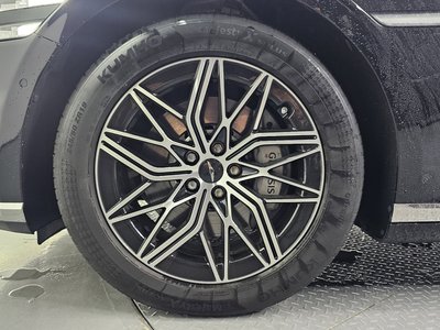 2022 Genesis G90 (RS4) photo 6