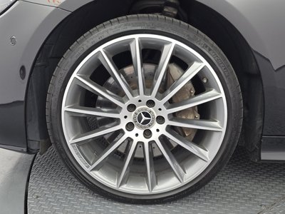 MERCEDES-BENZ E-CLASS - 6