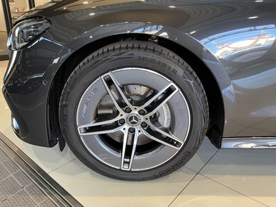 MERCEDES-BENZ E-CLASS WAGON - 9