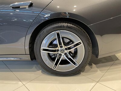 MERCEDES-BENZ E-CLASS WAGON - 10