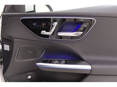 صورة 7 لـ 2025 Mercedes-BENZ C-CLASS