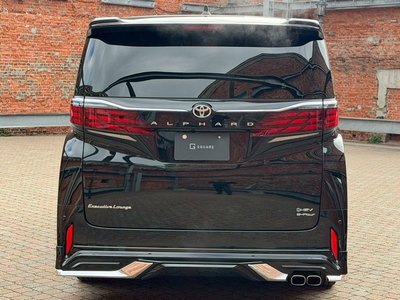 TOYOTA ALPHARD - 4