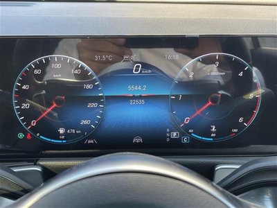 MERCEDES-BENZ GLB - 3