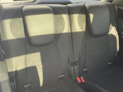 MERCEDES-BENZ GLB - 10