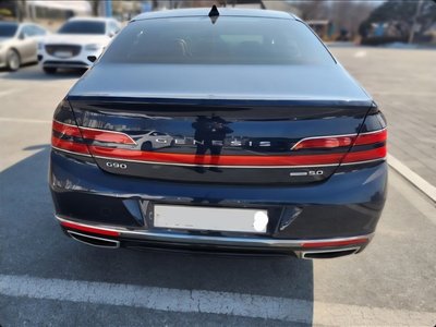 صورة 3 لـ 2020 GENESIS G90