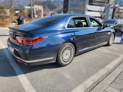 صورة 6 لـ 2020 GENESIS G90