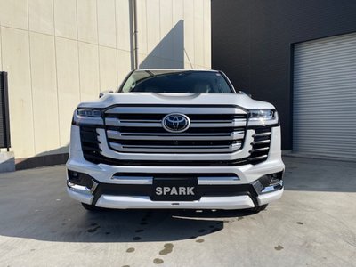 TOYOTA LAND CRUISER 300 - 3