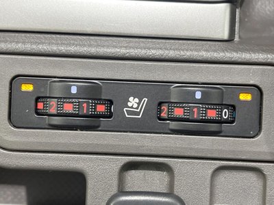 TOYOTA LAND CRUISER PRADO - 7