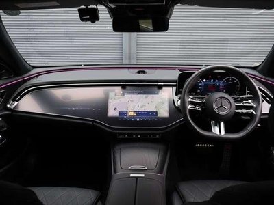 MERCEDES-BENZ E-CLASS - 6