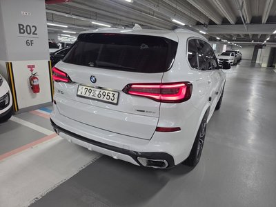 2020 BMW X5 — фото 6