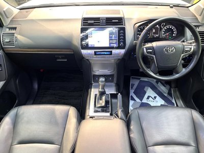 TOYOTA LAND CRUISER PRADO - 2