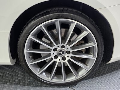 MERCEDES-BENZ E-CLASS - 8