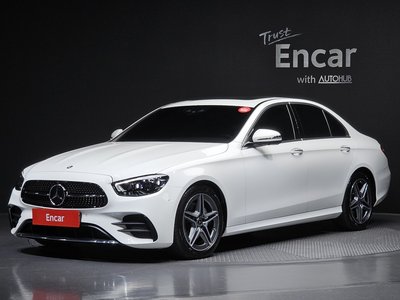 MERCEDES-BENZ E-CLASS - 1