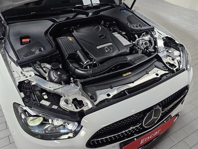 MERCEDES-BENZ E-CLASS - 7