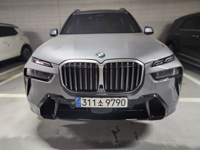 BMW X7 - 1