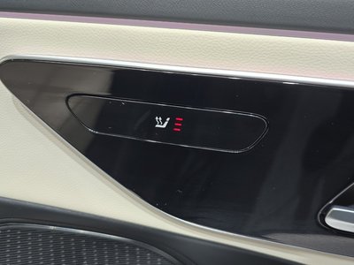2025 Mercedes-BENZ E-CLASS — миниатюра 20