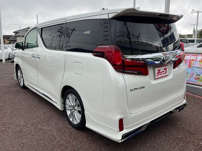 TOYOTA ALPHARD - 4