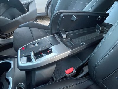 2025 BMW X1 — миниатюра 52