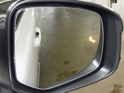 صورة مصغرة 56 لـ 2025 Toyota LAND CRUISER 300