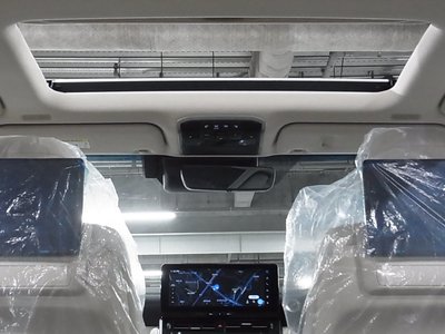 صورة 2 لـ 2025 Toyota LAND CRUISER 300