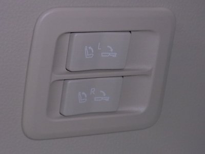 صورة مصغرة 48 لـ 2025 Toyota LAND CRUISER 300