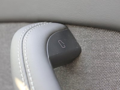 2023 Tesla MODEL S thumbnail 46