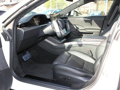 2023 Tesla MODEL S thumbnail 20
