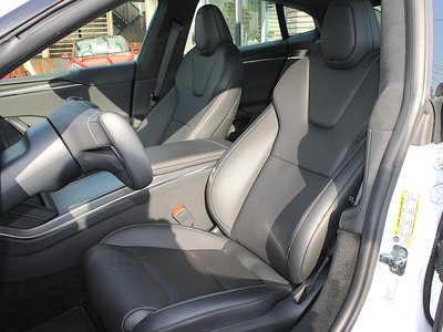 2023 Tesla MODEL S thumbnail 21