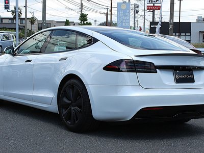 2023 Tesla MODEL S thumbnail 14