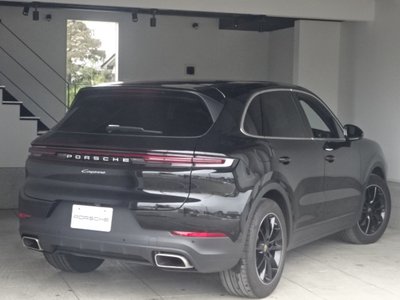 PORSCHE CAYENNE - 10