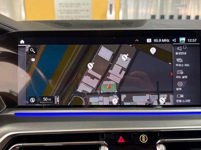 2023 BMW X6 thumbnail 16