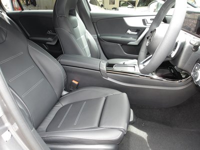 2025 Mercedes-BENZ A-CLASS 缩略图 45