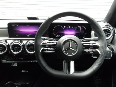 2025 Mercedes-BENZ A-CLASS 缩略图 35