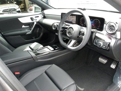 2025 Mercedes-BENZ A-CLASS 缩略图 43