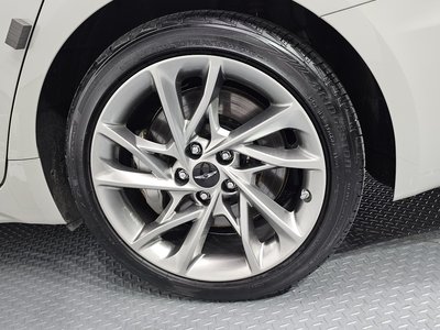 صورة 8 لـ 2023 GENESIS THE NEW G70