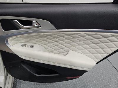 2023 Genesis THE NEW G70 缩略图 15