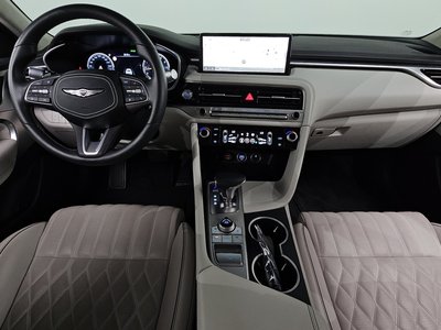 صورة 5 لـ 2023 GENESIS THE NEW G70