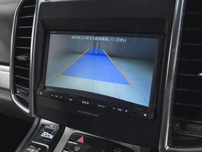 2016 Porsche CAYENNE thumbnail 20